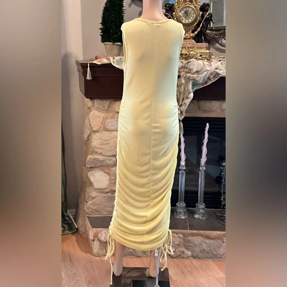 ASOS DESIGN Yellow Dress 10 - Picture 4 of 8